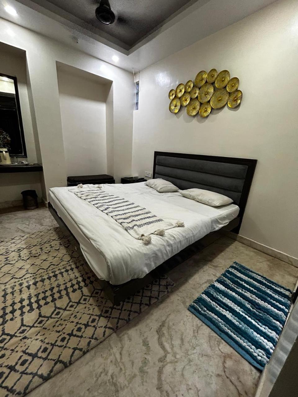 Family Hotel By Pg International Νέο Δελχί Εξωτερικό φωτογραφία