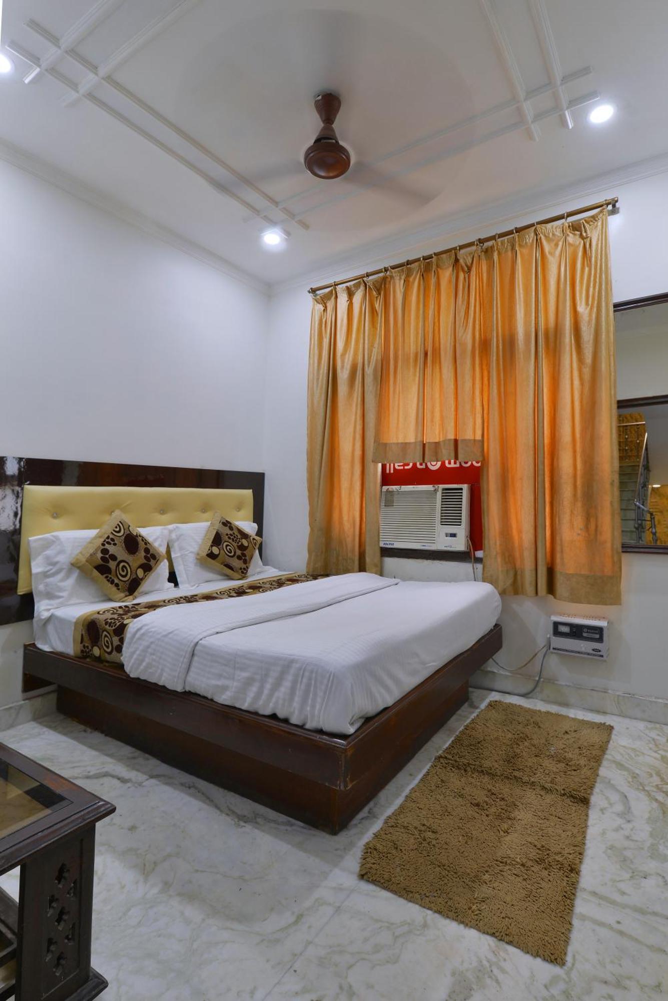 Family Hotel By Pg International Νέο Δελχί Εξωτερικό φωτογραφία