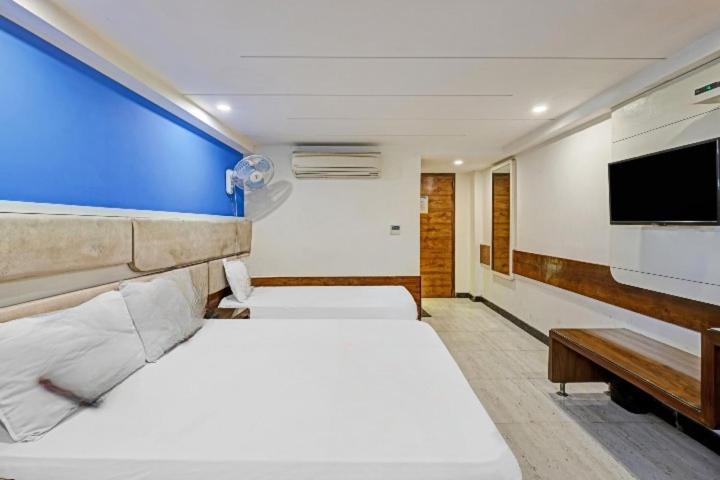 Family Hotel By Pg International Νέο Δελχί Εξωτερικό φωτογραφία